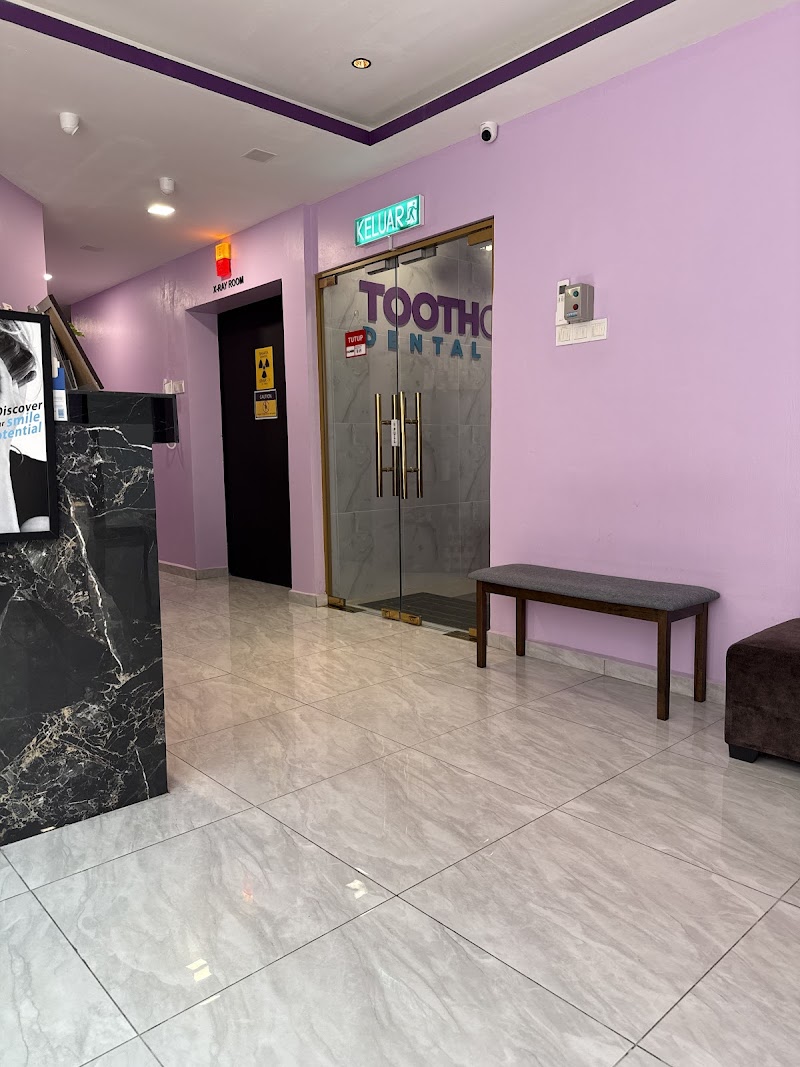 Klinik Pergigian Toothcare Dental