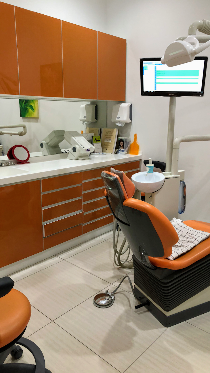Dr Chong & Partners Dental Clinic (Bukit Indah Branch)